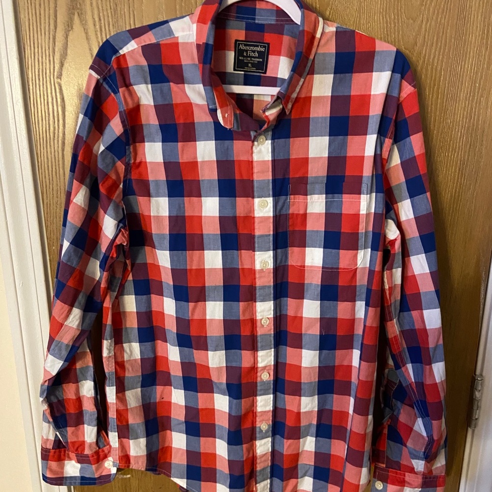 Red, white and blue plaid button up